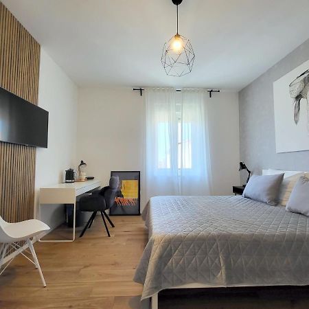 שיבניק Central Rooms מראה חיצוני תמונה