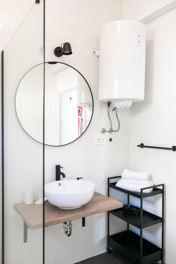 שיבניק Central Rooms מראה חיצוני תמונה