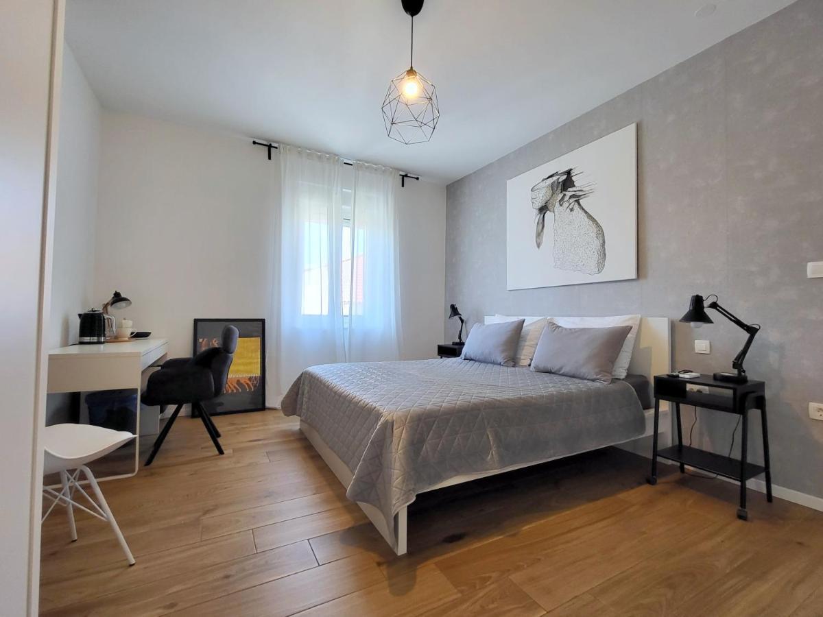 שיבניק Central Rooms מראה חיצוני תמונה