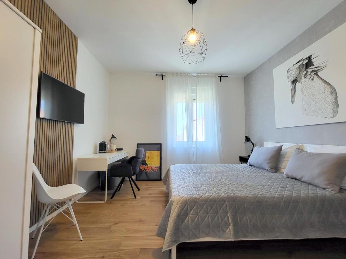שיבניק Central Rooms מראה חיצוני תמונה