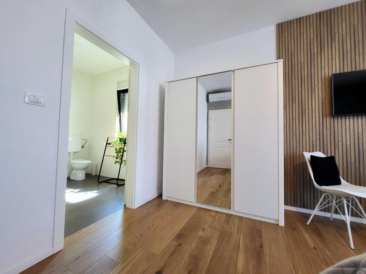שיבניק Central Rooms מראה חיצוני תמונה