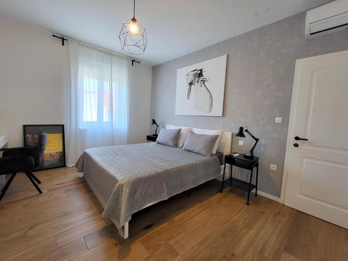 שיבניק Central Rooms מראה חיצוני תמונה